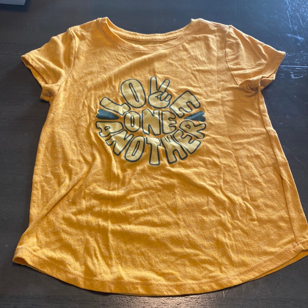 Girls tee